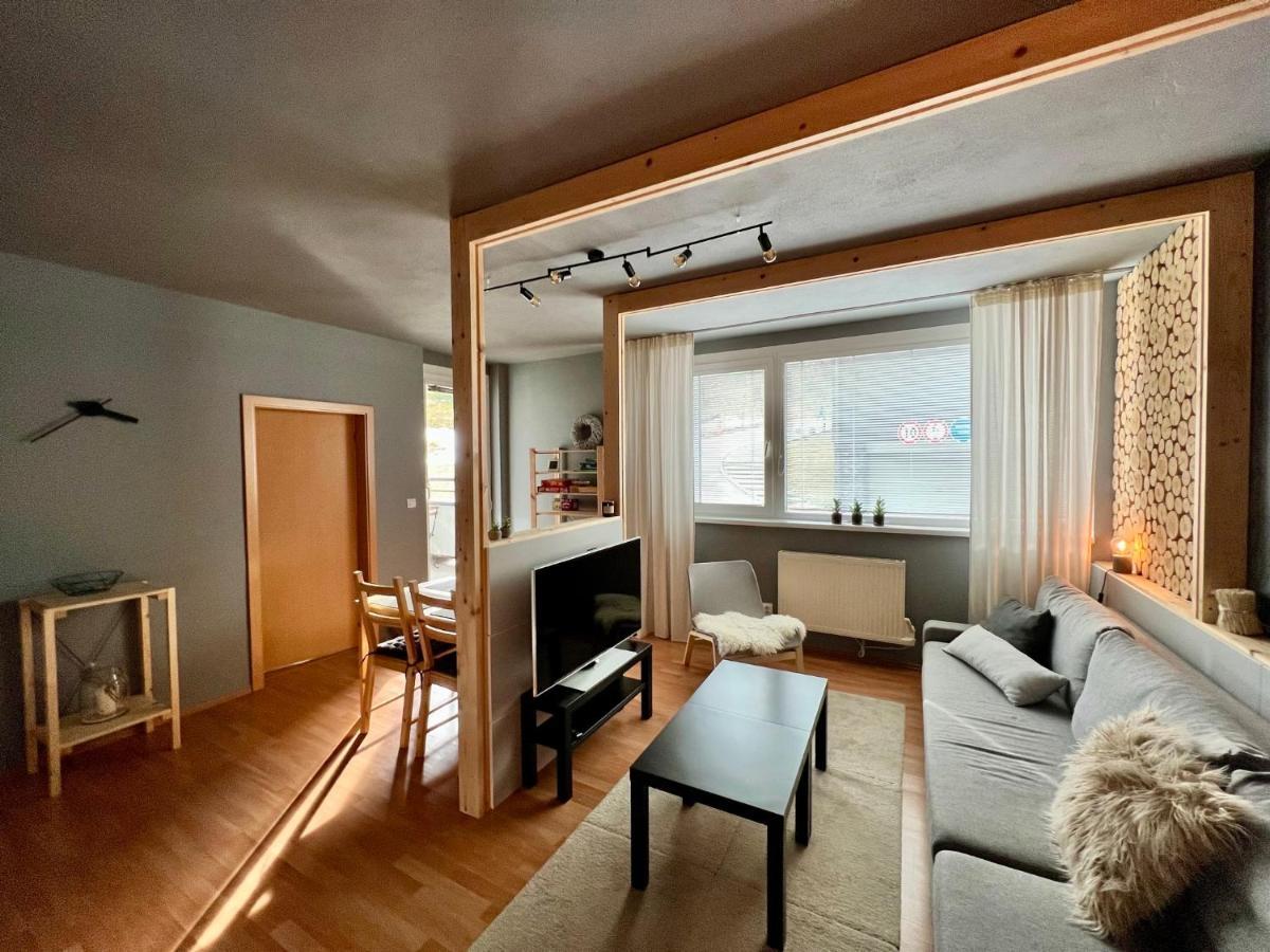 Apartman Pinus ドノヴァリ エクステリア 写真
